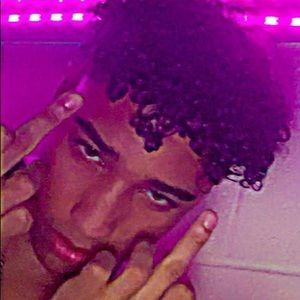 Meet your Posher, Elijah